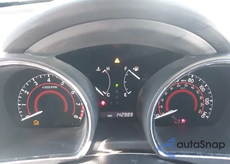 2012 Toyota Highlander Se V6 z USA, uszkodzony, nr VIN 5TDBK3EH2CS143245